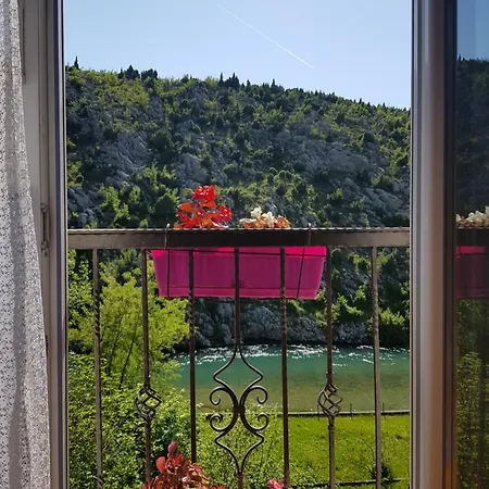 Basic Blagaj