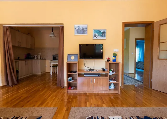 Guest house Basic 4*